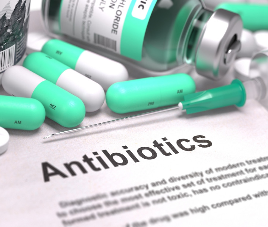 Farmaci Antibiotici per il Dolore Dentale: Guida Completa